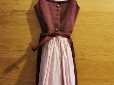 Dirndl, Gr. 128, Mädchen