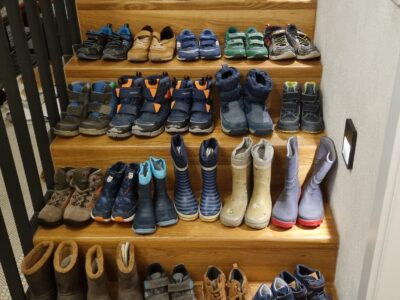 Kinderschuhe günstig abzugeben