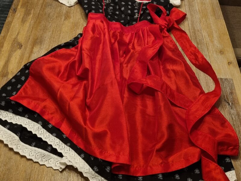 Fesches Dirndl Gr. 42